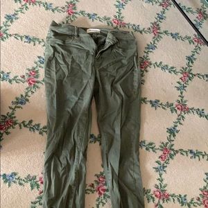 Woman’s green jeggings